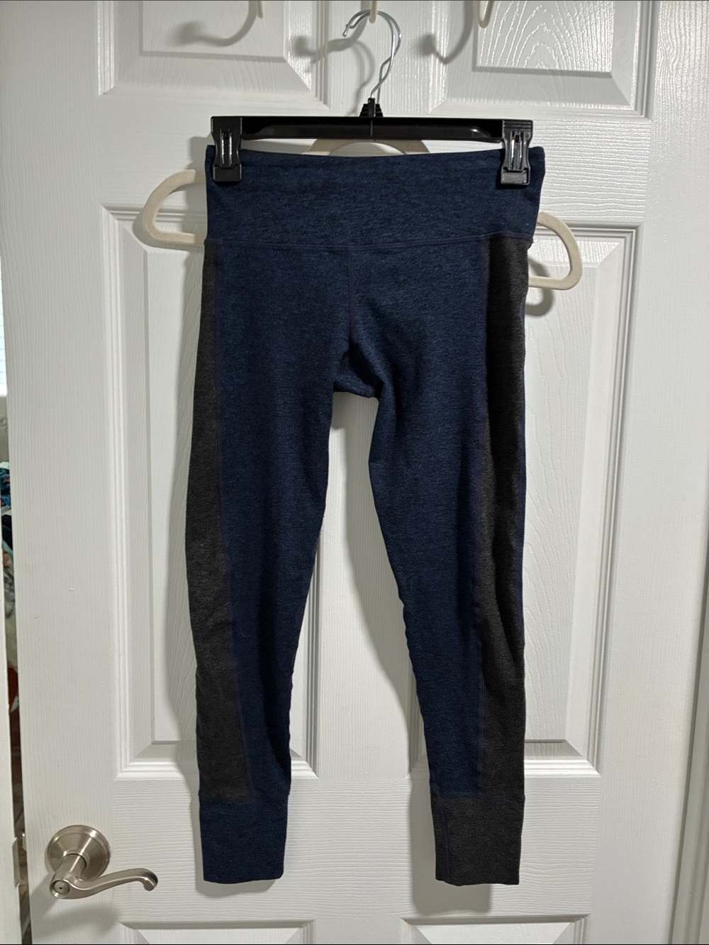 I woman Navy and Charcoal Athletic Leggings capri